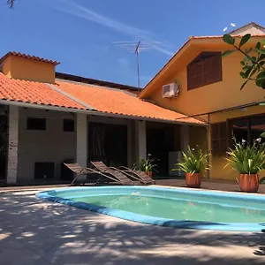 Linda Casa Com Piscina Em Bombinhas, Espaço Inteiro Bombinhas